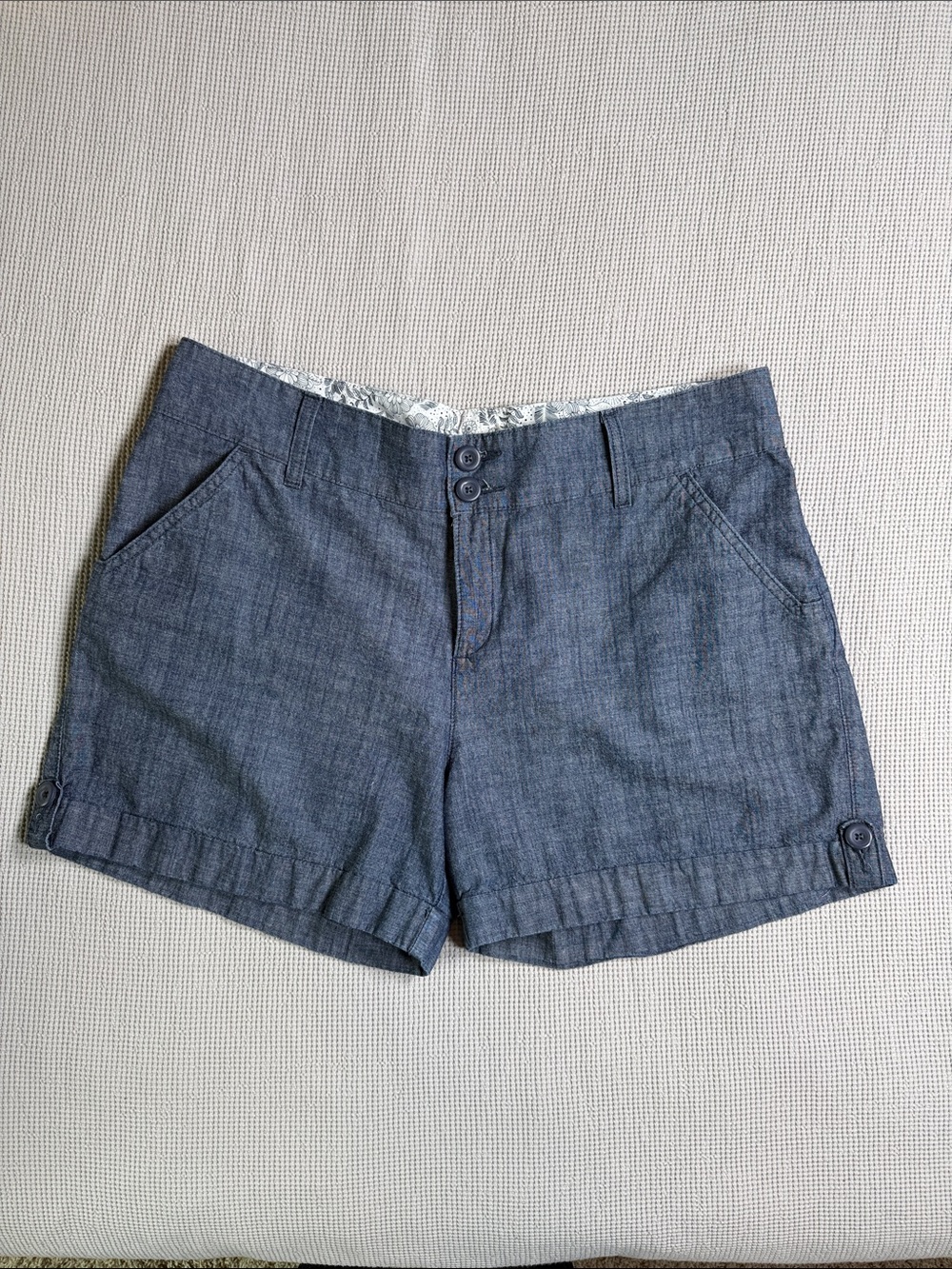 Lee Women's Chambray Rolled Cuff Denim Shorts 100% Cotton 16W